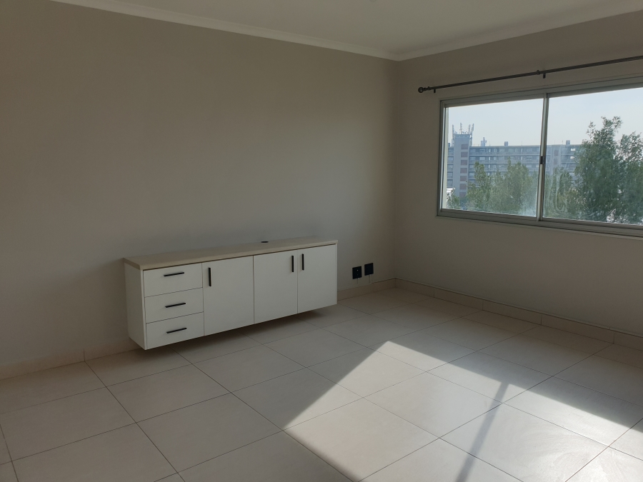 To Let 2 Bedroom Property for Rent in Claremont Western Cape